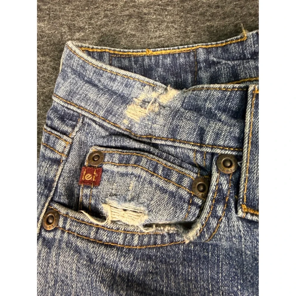 LEI Denim Jeans Women 13 Flare‎ Bootcut Blue Wash Distressed Pockets